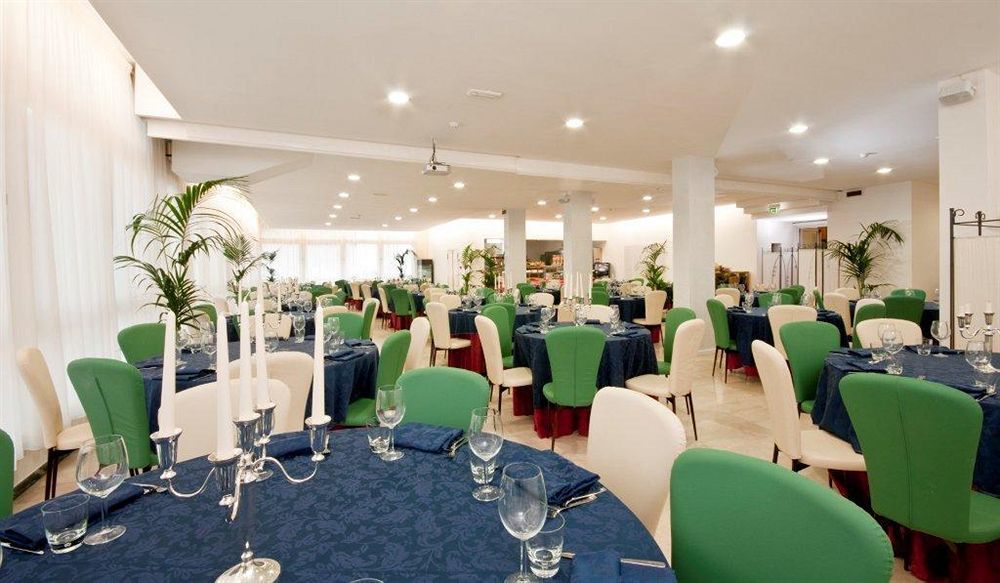 Hotel La Perla Rimini Exterior foto